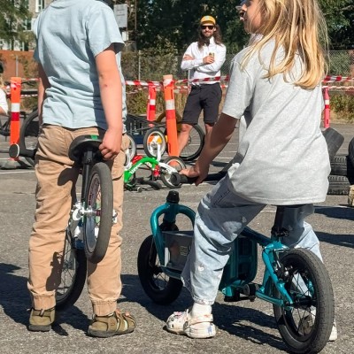 Super mighty junior orange de chez super bicycles